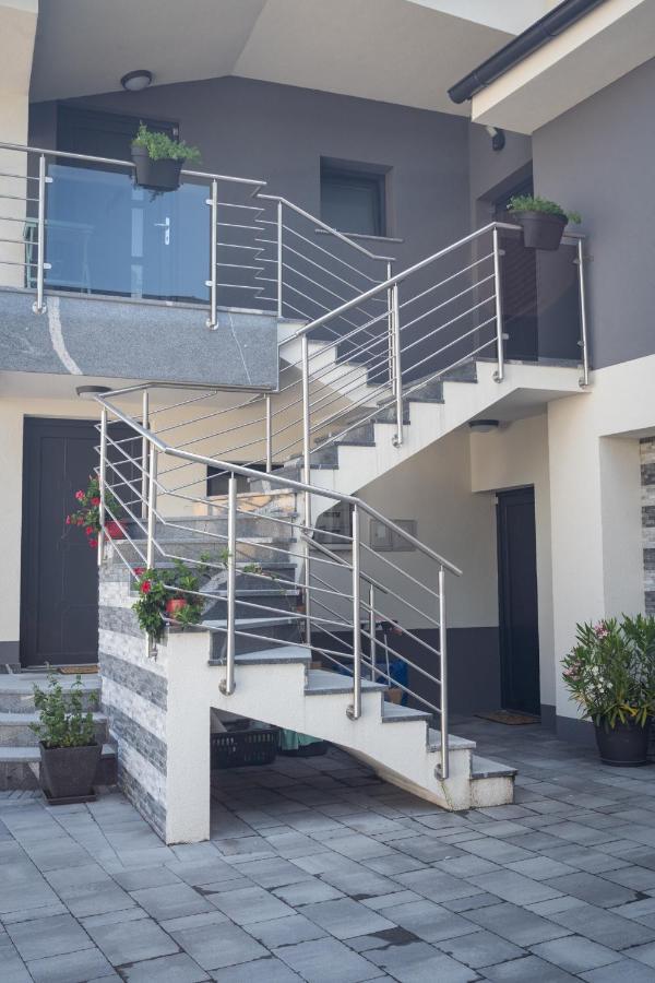 Cuckoo'S Alpine Nest Apartment Lesce  Exterior photo